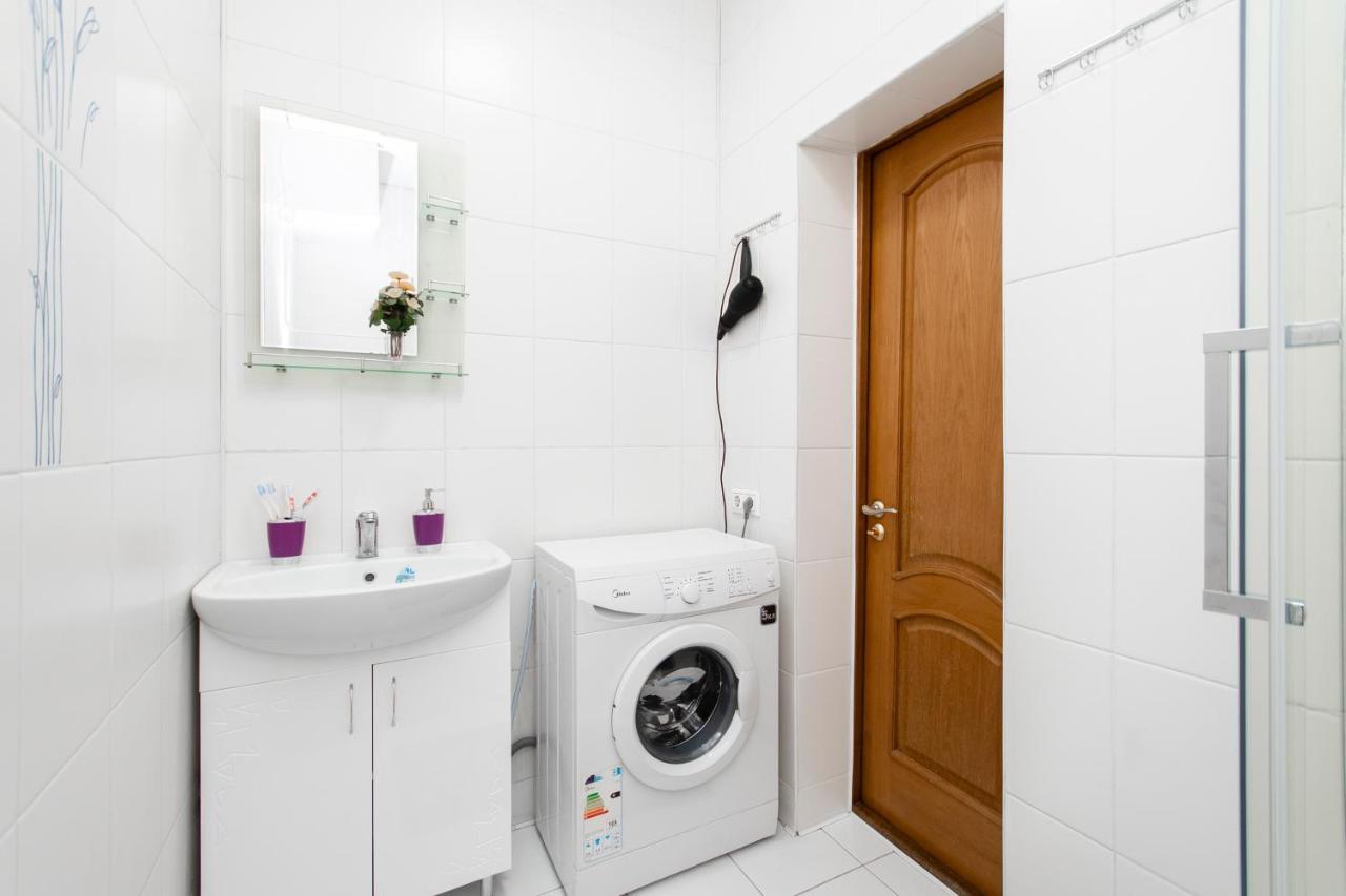 Comfortable Apartment In The Golden Square. Ałma Ata Zewnętrze zdjęcie